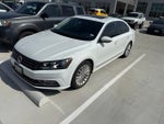 2016 Volkswagen Passat 1.8T SE