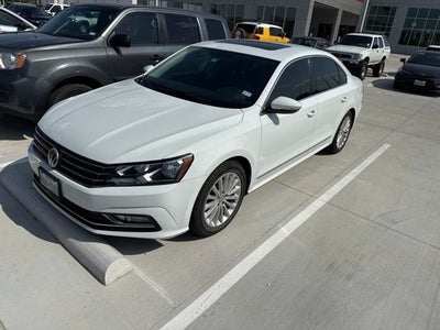 2016 Volkswagen Passat 1.8T SE