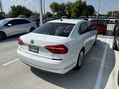 2016 Volkswagen Passat 1.8T SE
