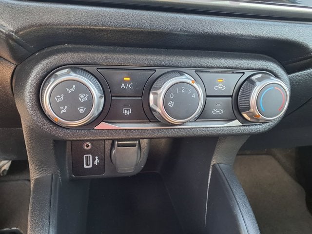 2024 Nissan Versa 1.6 S