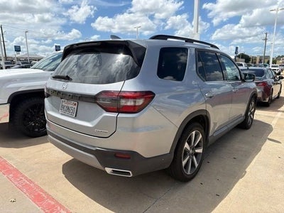 2024 Honda Pilot Touring