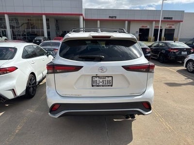 2024 Toyota Highlander XSE
