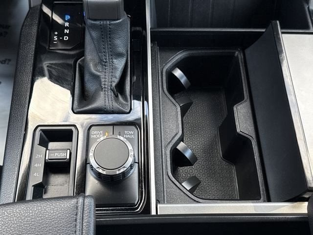 2025 Toyota Sequoia SR5