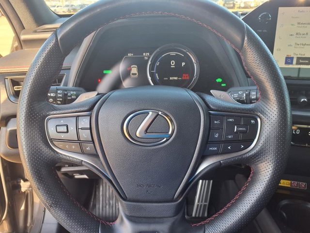 2024 Lexus UX 250h F SPORT Handling