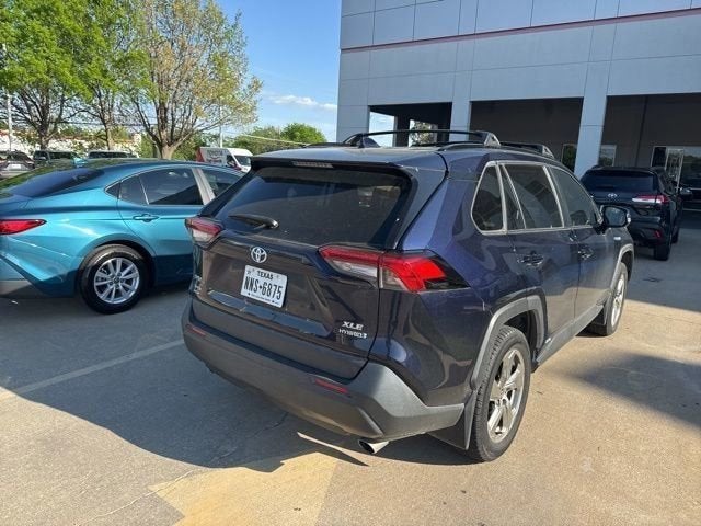 2021 Toyota RAV4 XLE Premium
