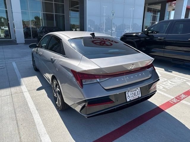 2024 Hyundai Elantra Hybrid Limited