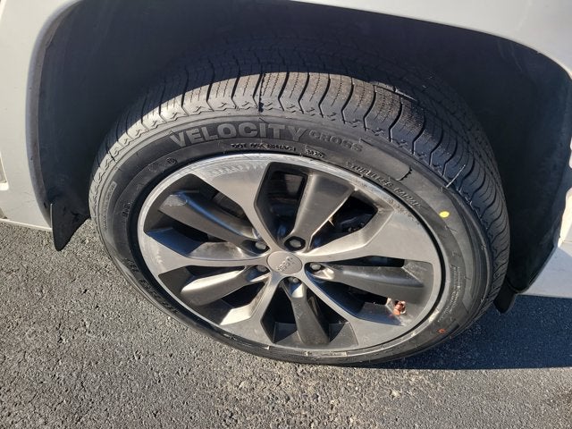 2019 Jeep Cherokee Overland