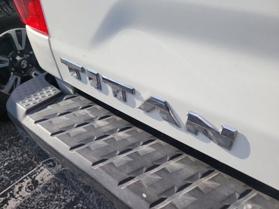 2017 Nissan Titan SV