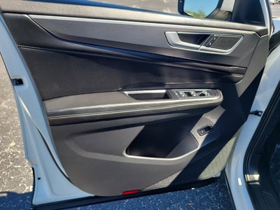 2024 Volkswagen Atlas Cross Sport 2.0T SE with Technology