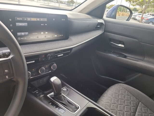 2025 Nissan Kicks MPV SV