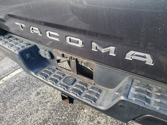2021 Toyota Tacoma 2WD SR5