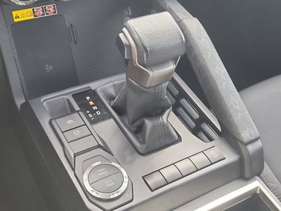 2024 Toyota TACOMA SR5 SR5