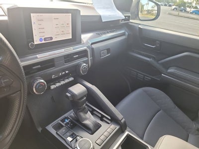 2024 Toyota Tacoma 4WD SR5