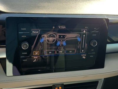 2025 Volkswagen Taos SE