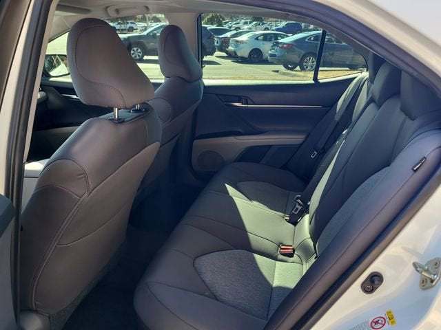 2018 Toyota Camry Hybrid LE