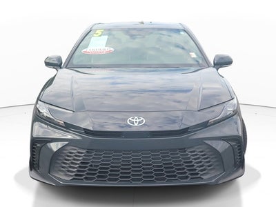 2025 Toyota Camry SE