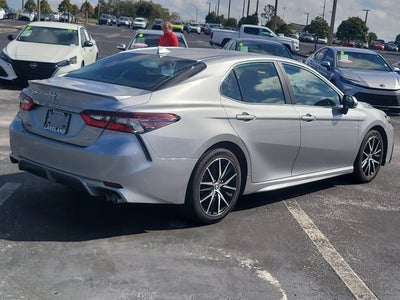 2024 Toyota Camry SE