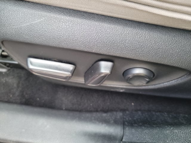 2020 Toyota RAV4 Hybrid Hybrid XLE