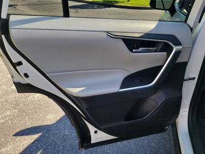2024 Toyota RAV4 Hybrid Hybrid XLE