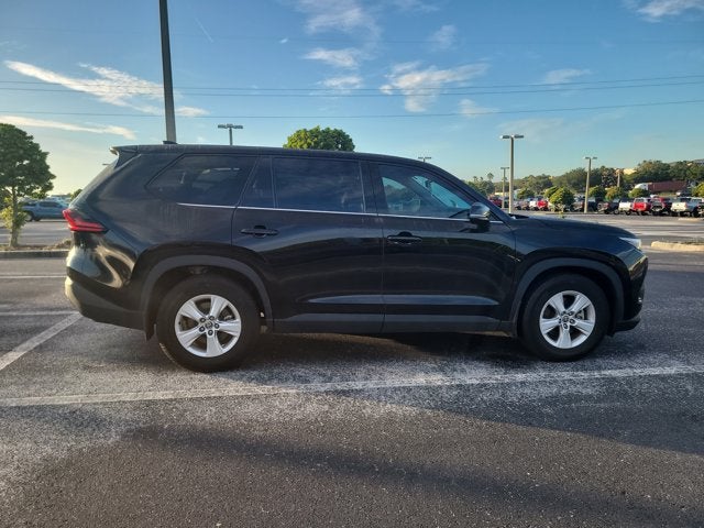 2025 Toyota Grand Highlander LE