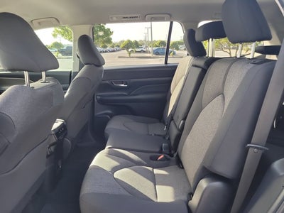 2025 Toyota Grand Highlander LE