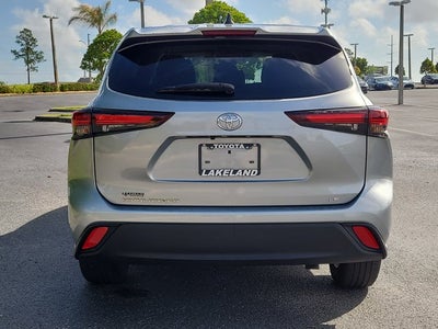 2024 Toyota HIGHLANDER LE