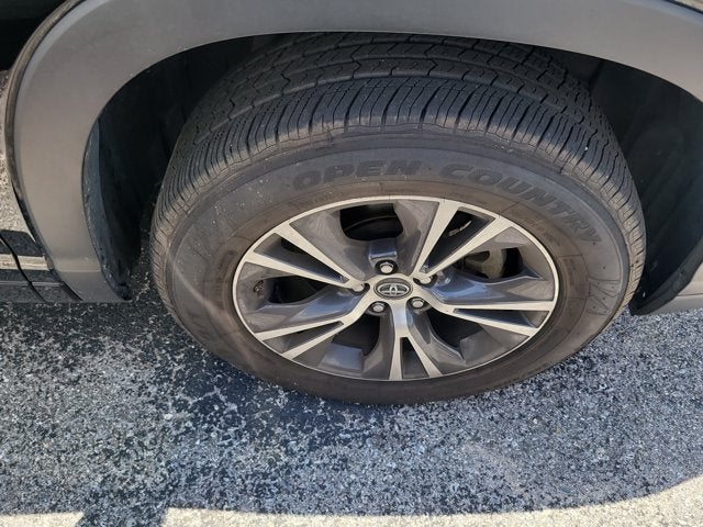 2018 Toyota Highlander LE
