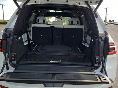 2023 BMW X7 xDrive40i