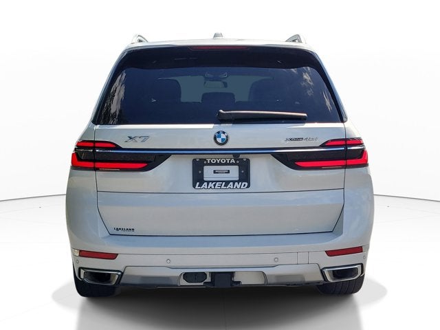 2023 BMW X7 xDrive40i