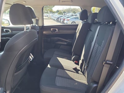 2023 Kia Sorento LX