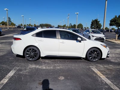 2024 Toyota COROLLA SE