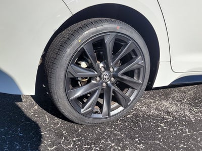 2024 Toyota COROLLA SE