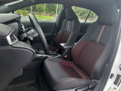 2025 Toyota COROLLA SE