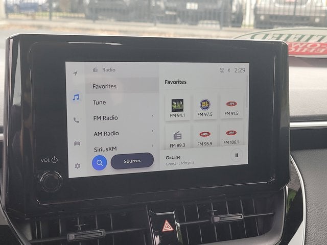 2025 Toyota COROLLA SE