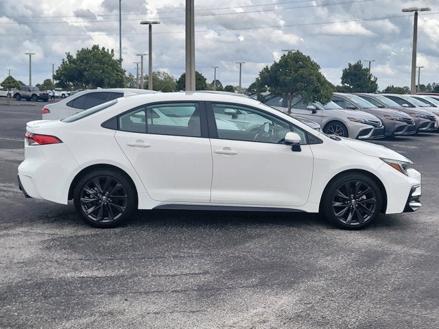 2025 Toyota COROLLA SE