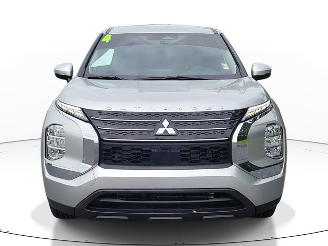 2024 Mitsubishi Outlander ES