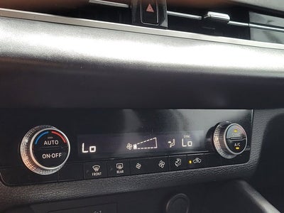 2024 Mitsubishi Outlander ES