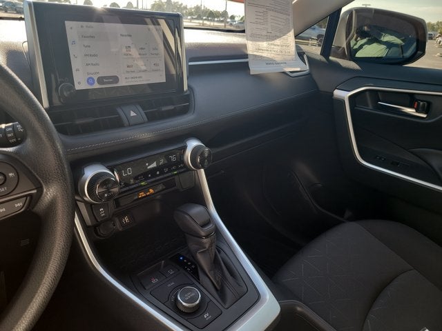 2025 Toyota RAV4 Hybrid Hybrid XLE