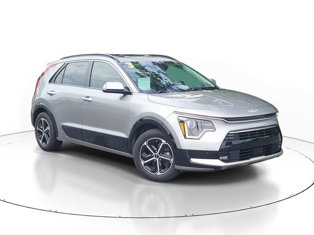 2023 Kia Niro SX