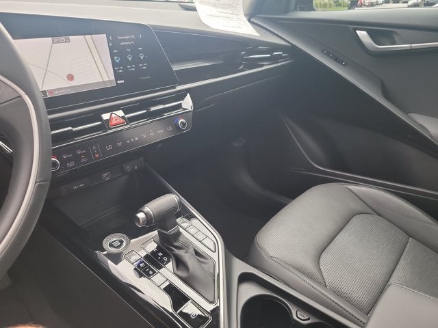 2023 Kia Niro SX