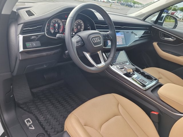 2025 Audi Q7 Premium Plus
