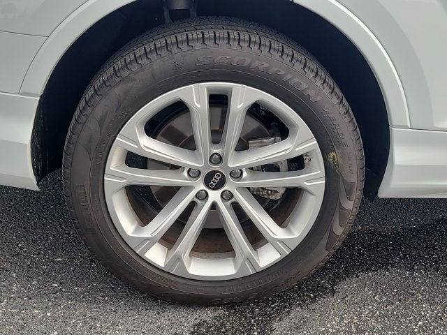 2025 Audi Q7 Premium Plus