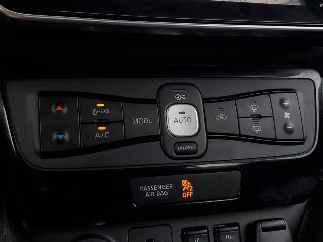 2018 Nissan LEAF SV