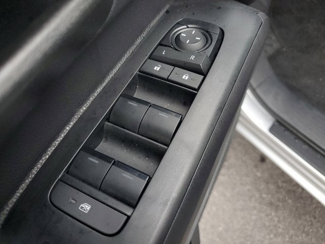 2025 Toyota Tacoma 4WD SR5