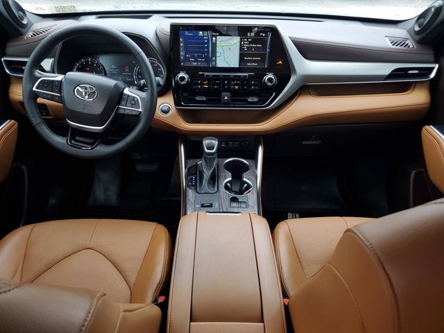 2022 Toyota Highlander Platinum