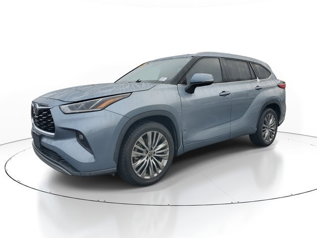 2022 Toyota Highlander Platinum
