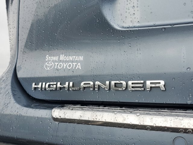 2022 Toyota Highlander Platinum