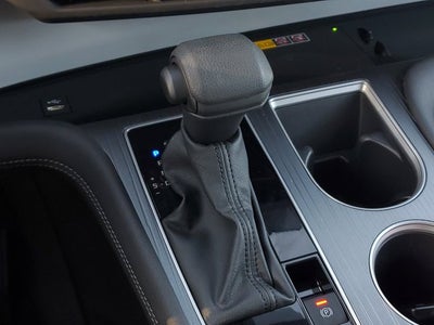 2025 Toyota Sienna LE