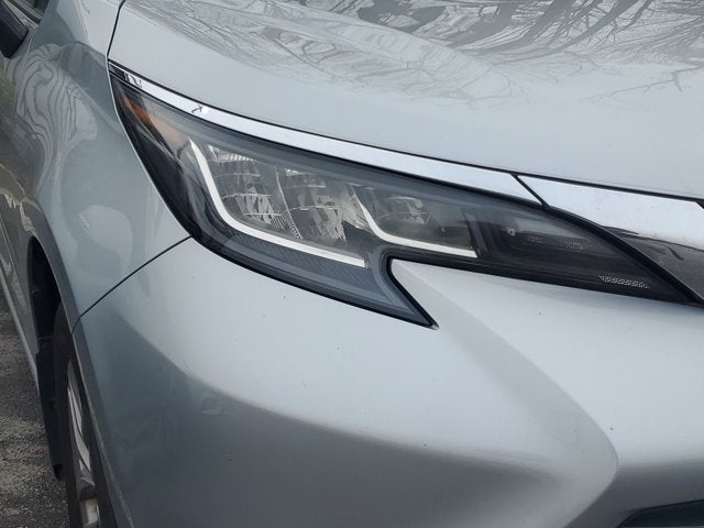 2022 Toyota Sienna XLE