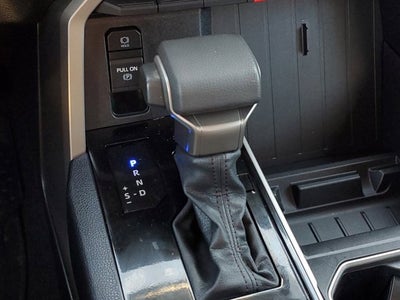 2022 Toyota Tundra 2WD SR5